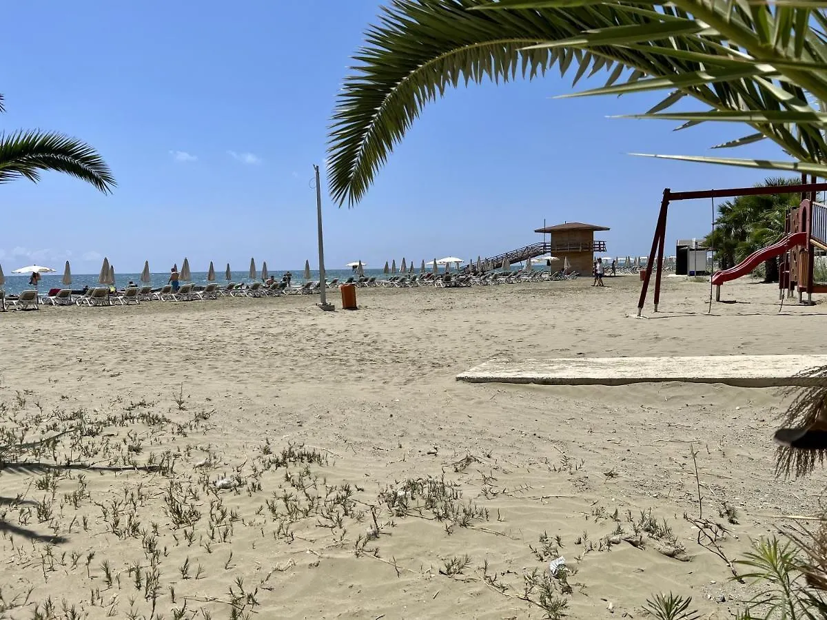 The Dive Studio Apartment Larnaca